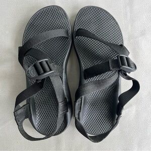 Women’s Classic Z/1 Chacos Sandals Black size 9